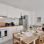 Apartment Beautiful And Spacious 4-room In Center Wuppertal