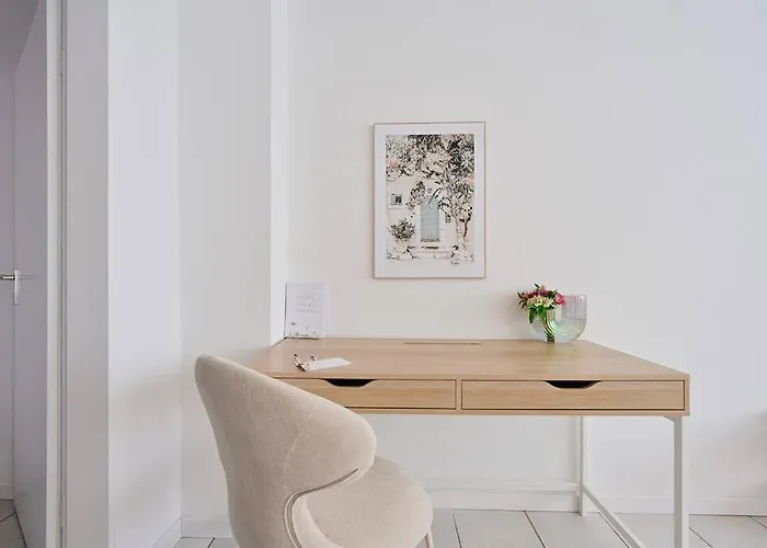 Apartment Beautiful And Spacious 4-room In Center Wuppertal