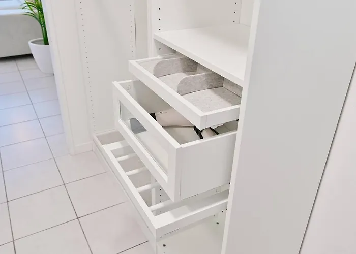 Apartment Beautiful And Spacious 4-room In Center Wuppertal